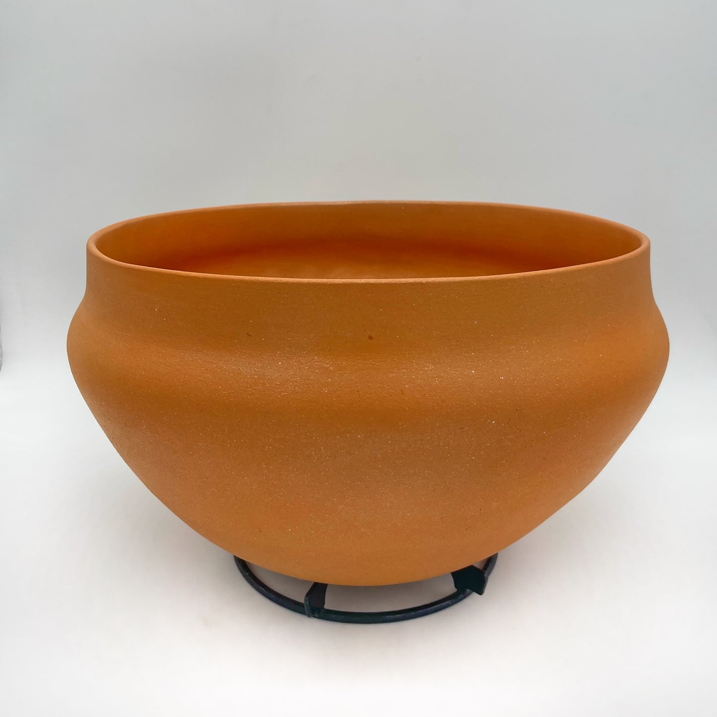 Clarence Cruz ~ 14 Quart Extra Large Open Mica Bowl, 8 1/2" x 15 1/2" x 15 1/2"