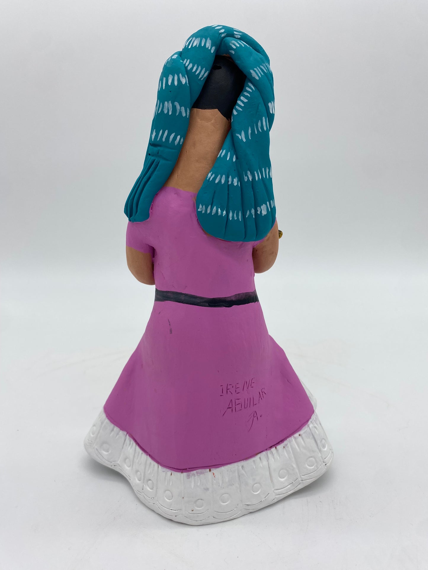 Irene Auguilar~ Mujer Con Perro, Frida 9" x 5 1/2" x 4"