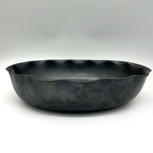 Lorenzo Mendez ~ 4 1/4 Quart Black Oval Open Roaster, 3 1/4" x 14 1/8" x 12"