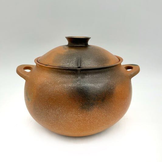 Lorenzo Mendez ~ 4 1/4 Quart Mica Bean Pot, 8" x 10 3/4" x 9"