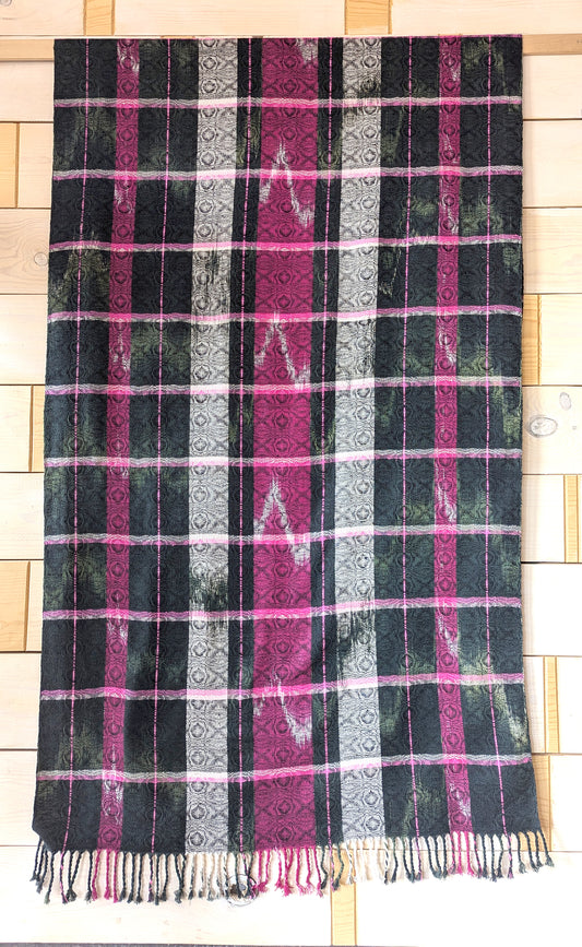 Speer / Daller  ~ Plaid Noir Weaving