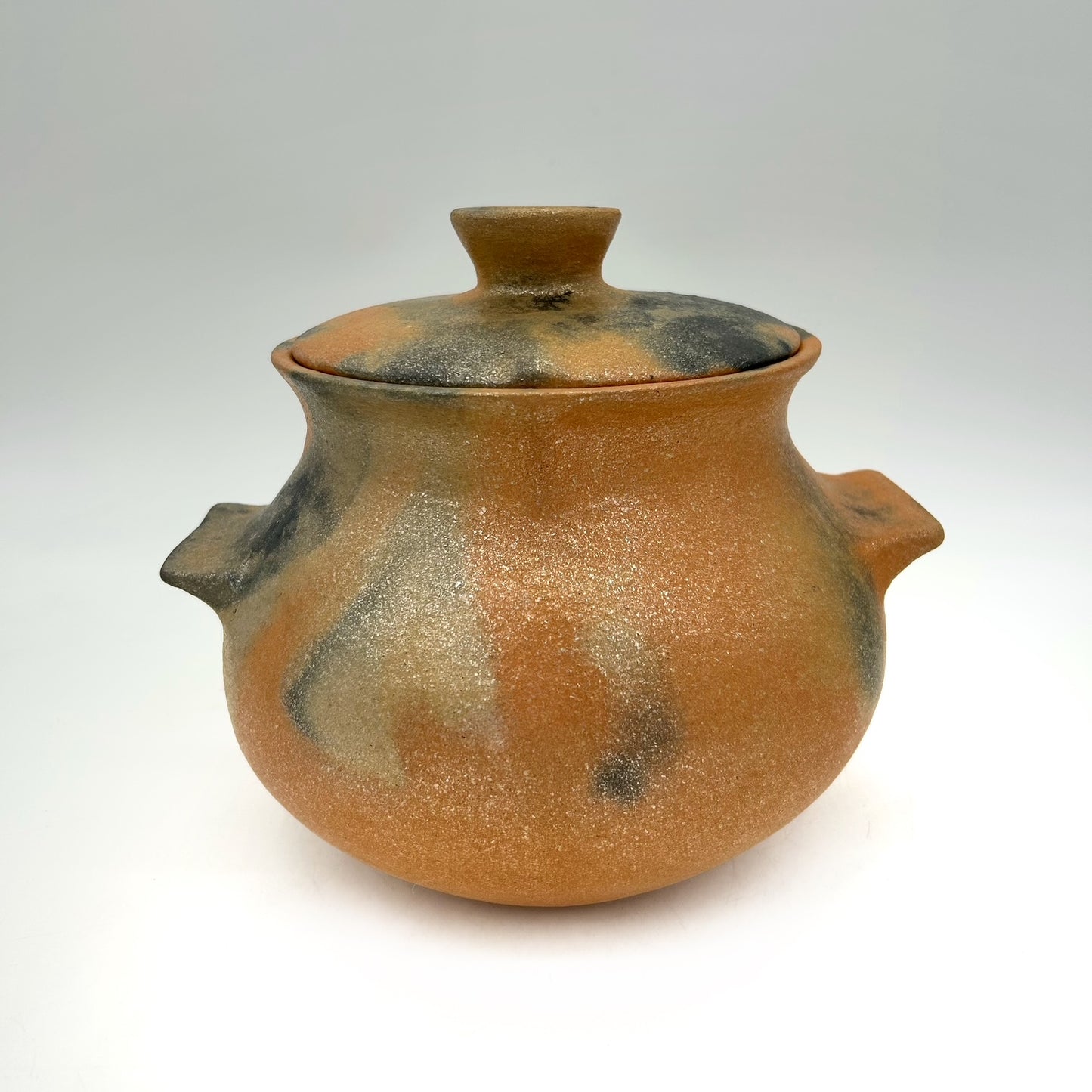 Alfred Blea ~ 2 3/4 Quart Bean Pot, 8" x 8 1/2" x 7"