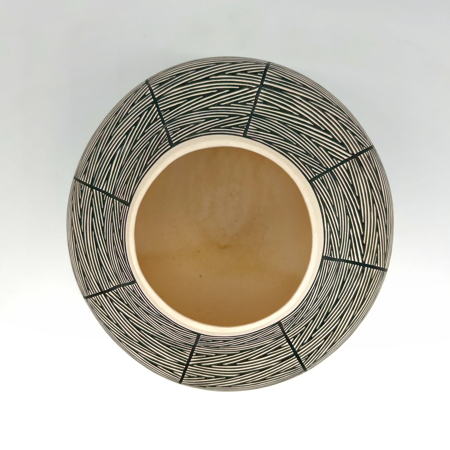 Acoma Pueblo - Ceramic Pot, 7" x 7 1/2"x 7 1/2"