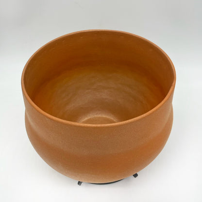Clarence Cruz ~ 6 1/2 Quart Traditional Mica Bean pot, 8 1/4" x 10" x 10"