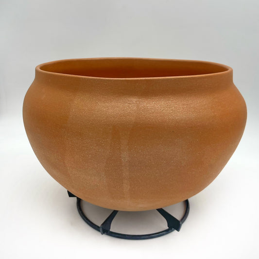 Clarence Cruz ~ 11 Quart Traditional Mica Bean pot, 8 3/4" x 13 1/2" x 13 1/2"