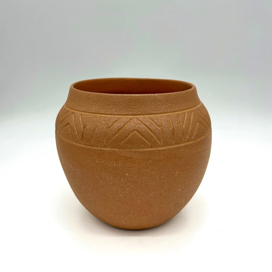 Clarence Cruz ~ 3 1/2 Quart Traditional Bean pot with Incised Design, 7" x 7 1/2" x 7 1/2"
