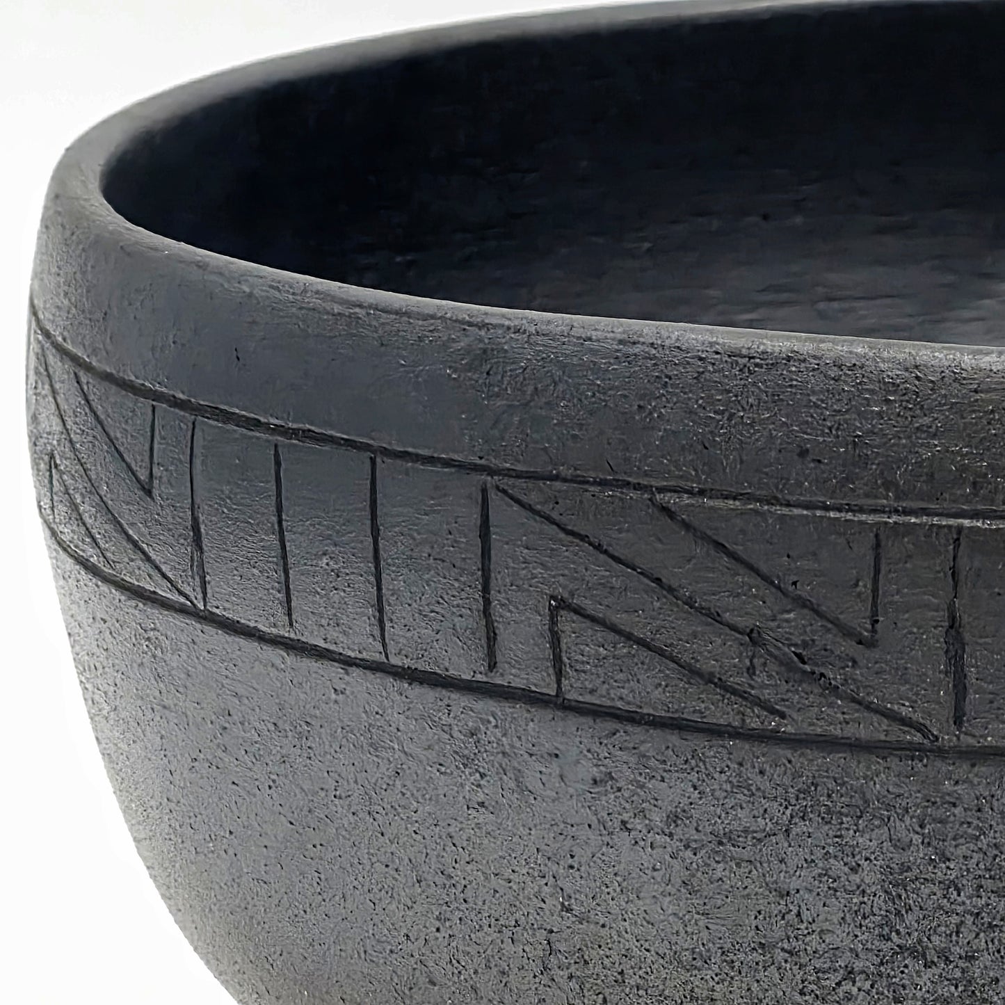 Clarence Cruz ~ 6 Quart Mica Open Bowl, 5 1/2" x 11 3/4" x 11 3/4"