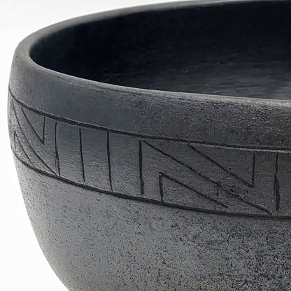Clarence Cruz ~ 6 Quart Mica Open Bowl, 5 1/2" x 11 3/4" x 11 3/4"