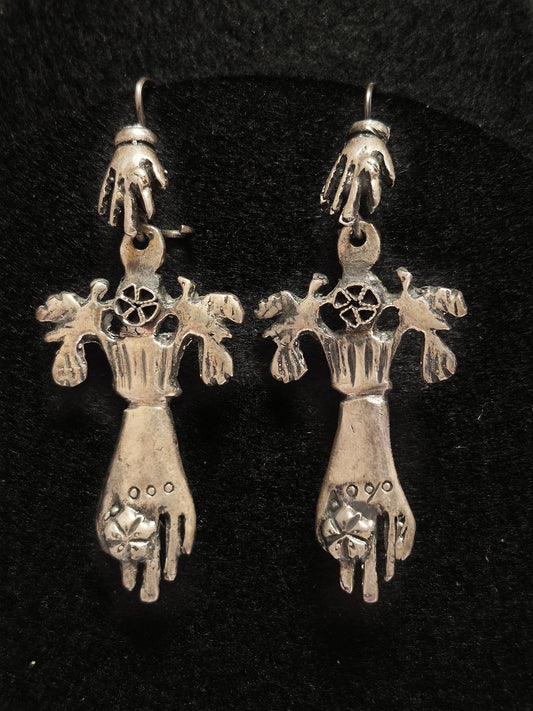 Vintage Hand Shaped Earrings, Ecuador  2 1/4" x 1"