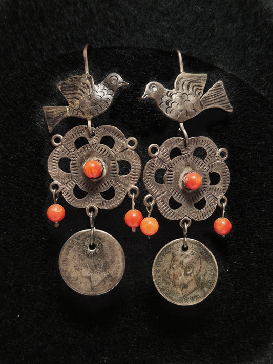 Vintage Hand Shaped Earrings, Ecuador  2 1/2" x 1"