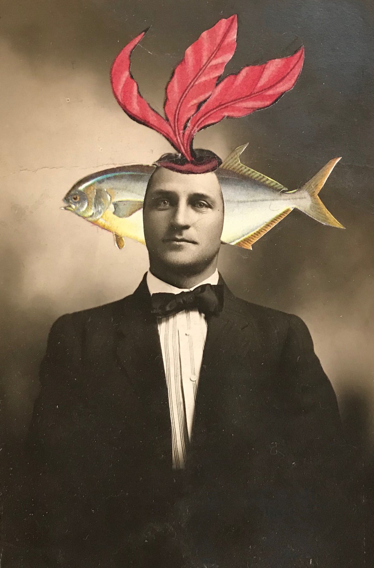 Suzanne Sbarge ~ Fish Head, 5.25" x 3.5"