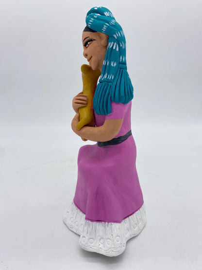 Irene Auguilar~ Mujer Con Perro, Frida 9" x 5 1/2" x 4"