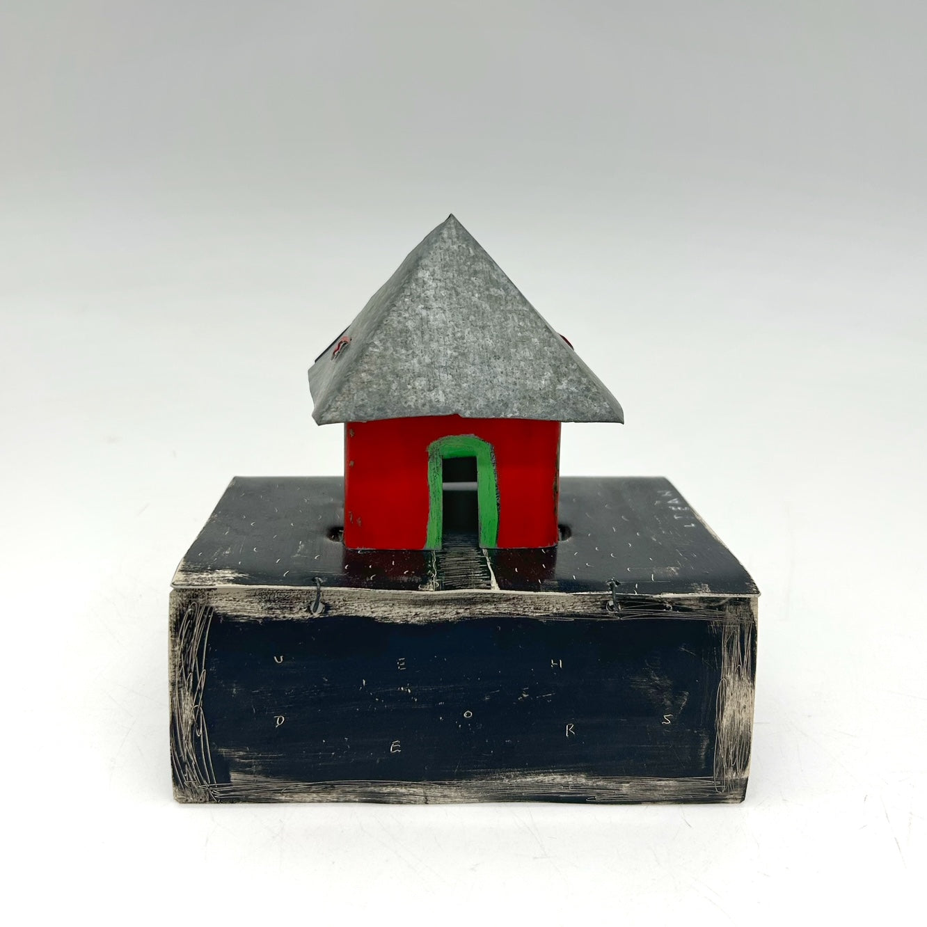 Laura Dean ~ Red House, 5 1/2" x 5" x 3 3/4"