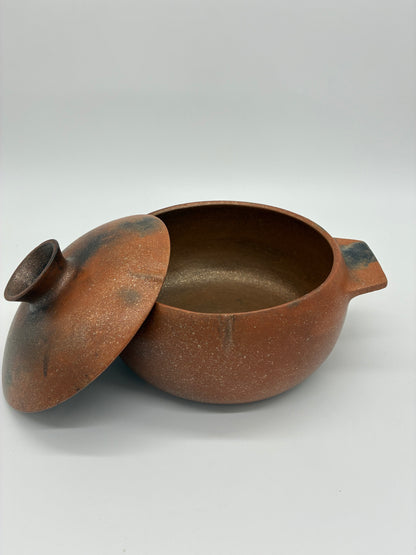 Lorenzo Mendez ~ 2 1/2 Quart Mica Bean Pot, 10" x 8" x 5 1/2"