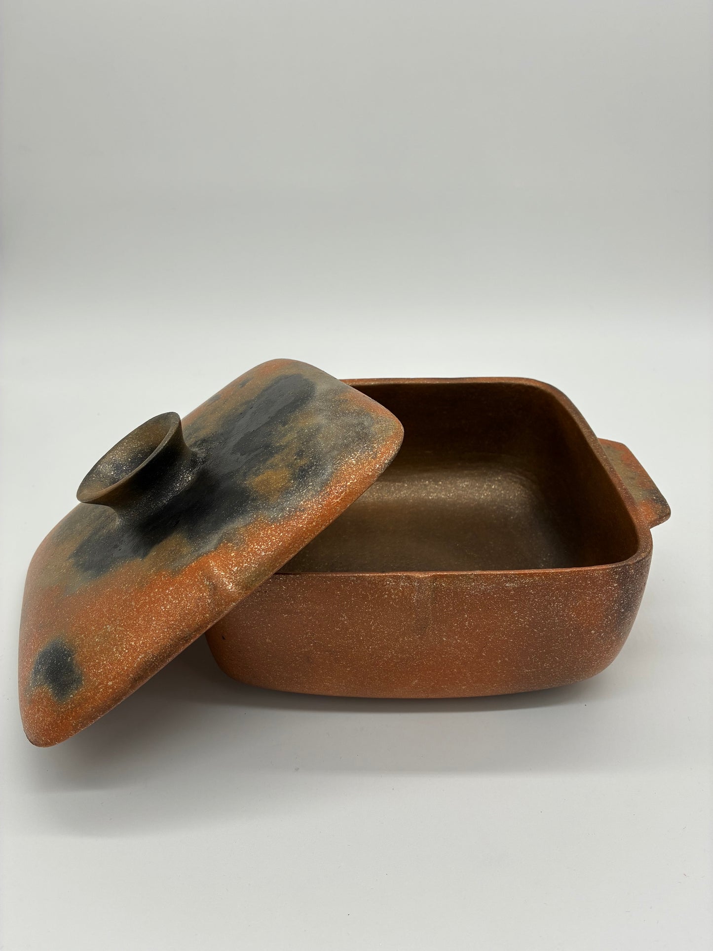 Lorenzo Mendez ~ 2 3/4 Quart Mica Bean Pot with Lid, 10" x 8 1/2" x 5"