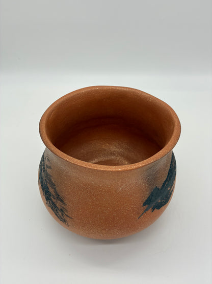 Lee Onstott ~ 3 Quart Traditional Feather Marked Bean Pot W/out Lid, 8" x 8" x 6"