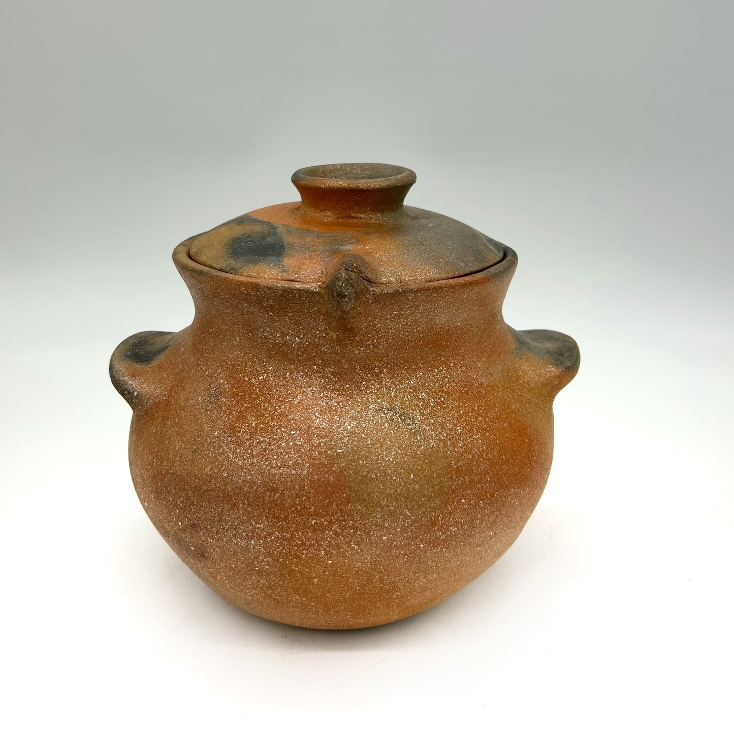 Lee Onstott - 2 1/2 Quart Mica Bean Pot, 7" x 8" x 7 3/4"