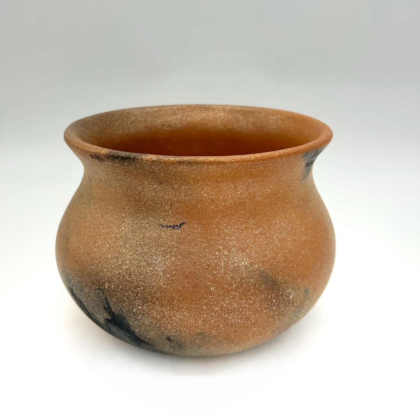 JT Beggs ~ 3 Quart Traditional Bean pot, 5 3/4" x 7 3/4" x 7 3/4"