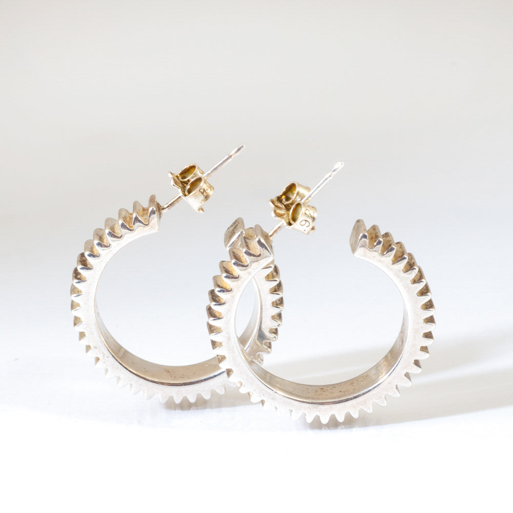 LeeAnn Herreid ~ Hoop Gearings