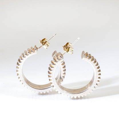 LeeAnn Herreid ~ Hoop Gearings