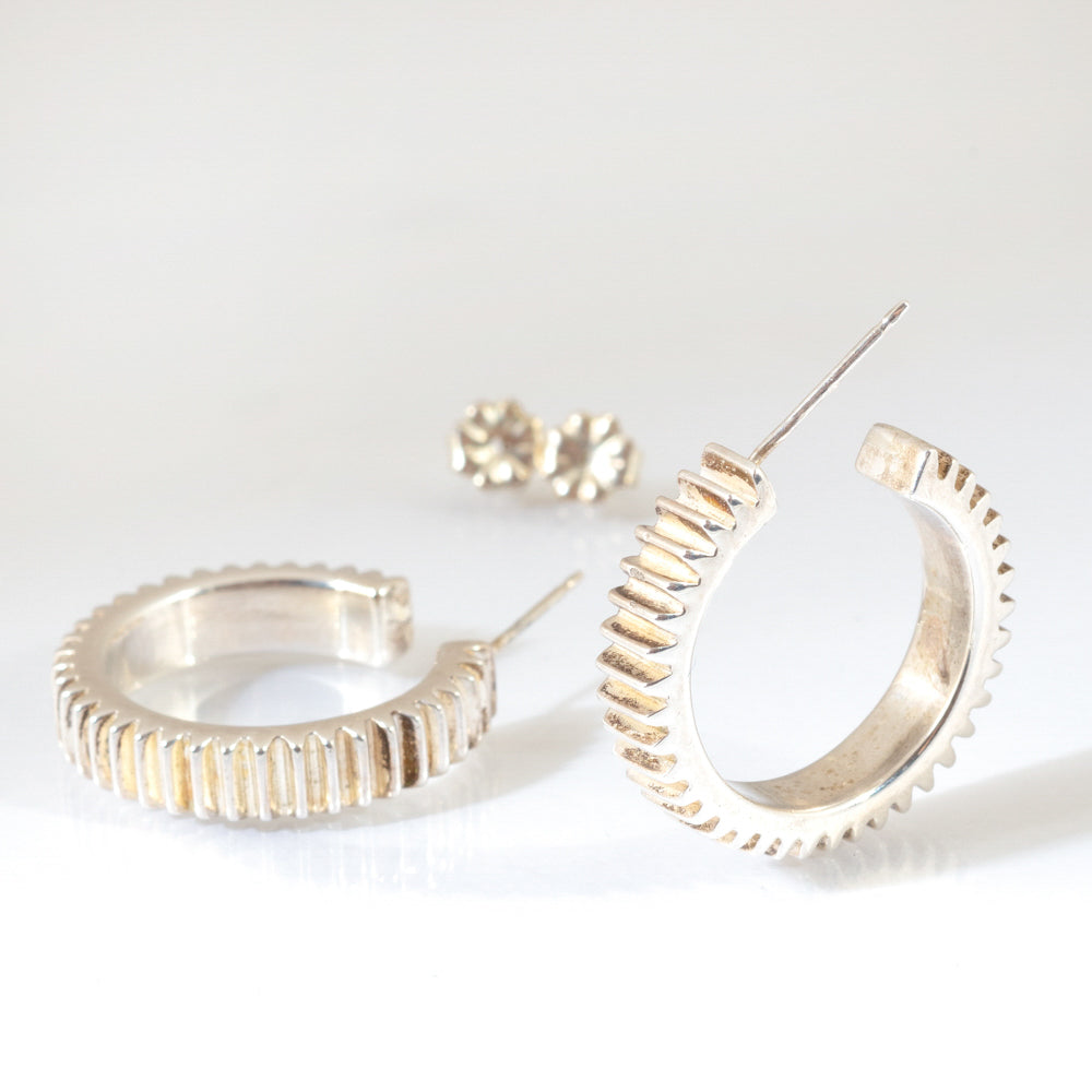 LeeAnn Herreid ~ Hoop Gearings