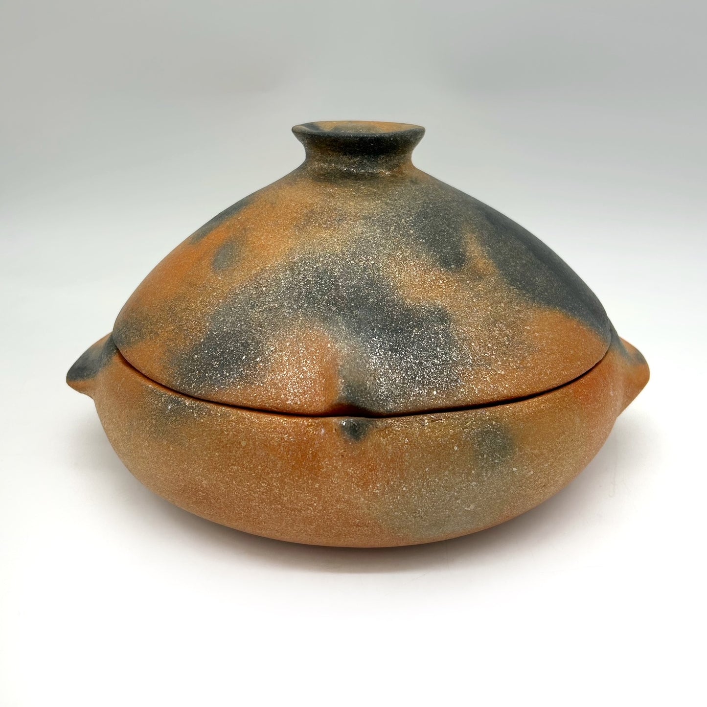 Lee Onstott - 2 3/4 Quart Mica Tagine style pot,  6 1/2" x 11 1/2" x 10 1/2"