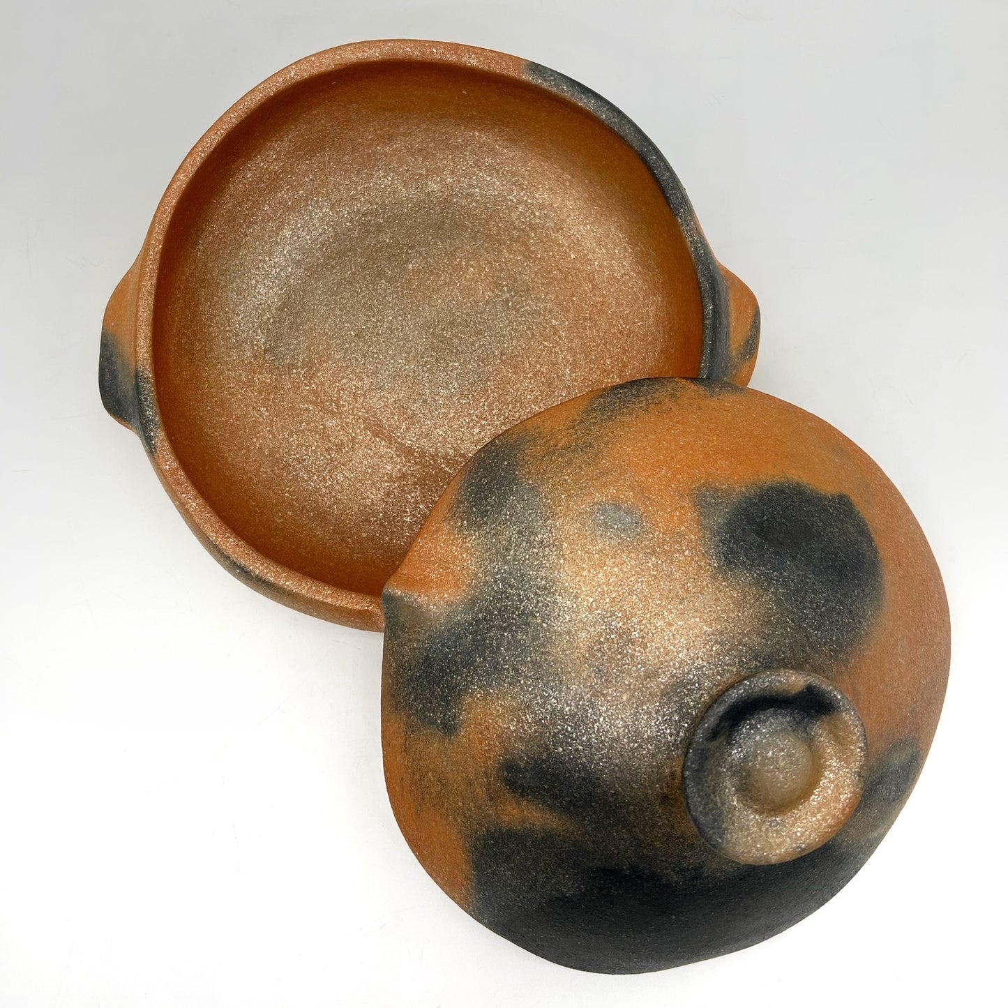 Lee Onstott - 2 3/4 Quart Mica Tagine style pot,  6 1/2" x 11 1/2" x 10 1/2"
