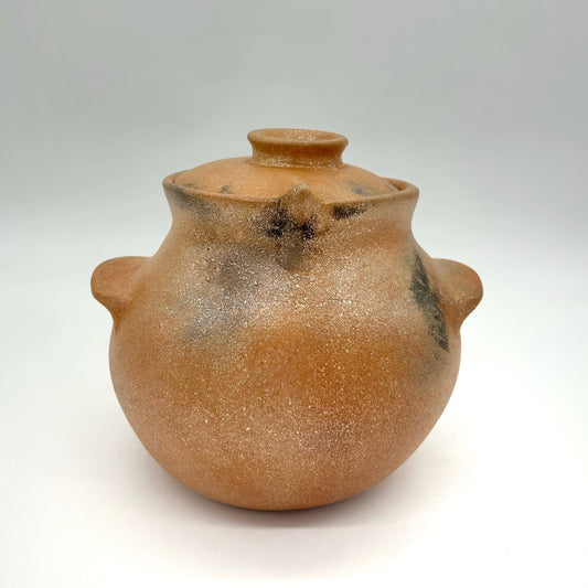 Lee Onstott - 2 1/2 Quart Mica Bean Pot, 7 1/2" x 8" x 6 3/4"