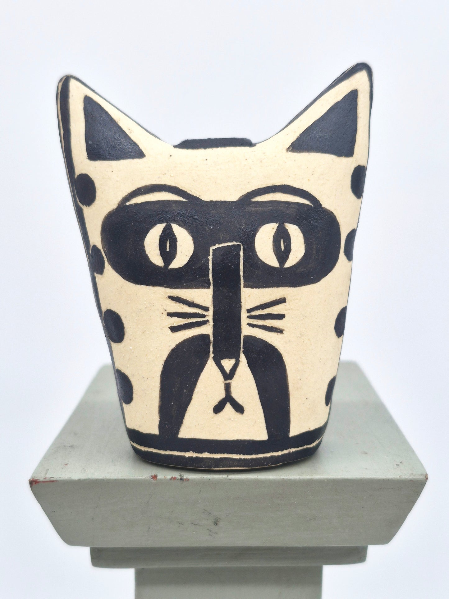 Lisa Smith ~ Face Jar Medium, Reversible  3 1/4" x 2 5/8" x 1 3/8"
