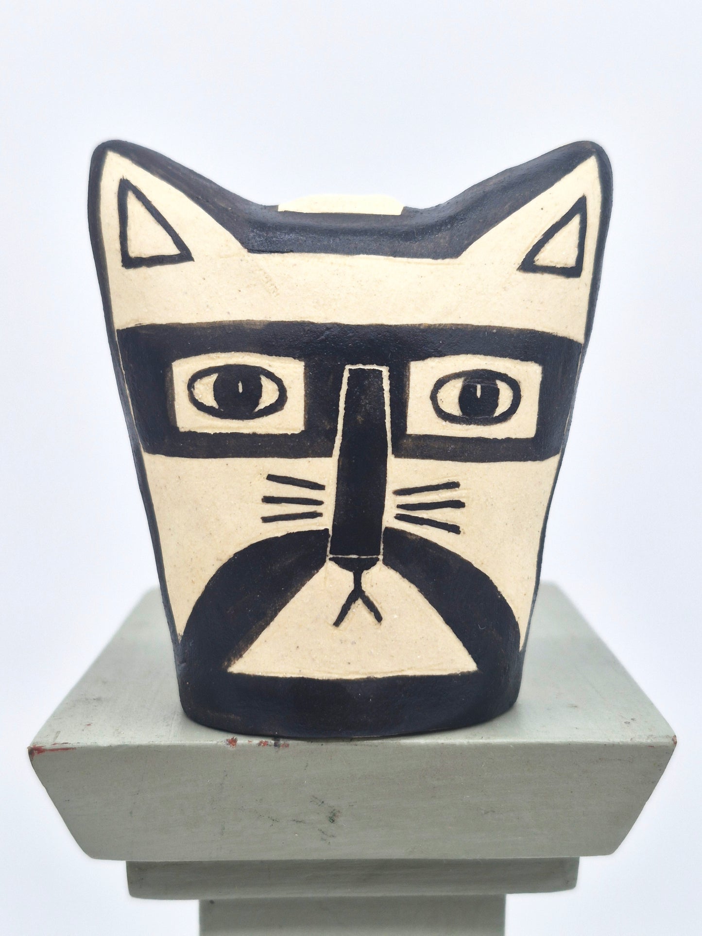Lisa Smith ~ Face Jar Medium, Reversible  3" x 2 5/8" x 1 1/2"