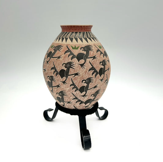 Mata Ortiz - Ceramic Pot, 8 5/8" x 5" x 5"