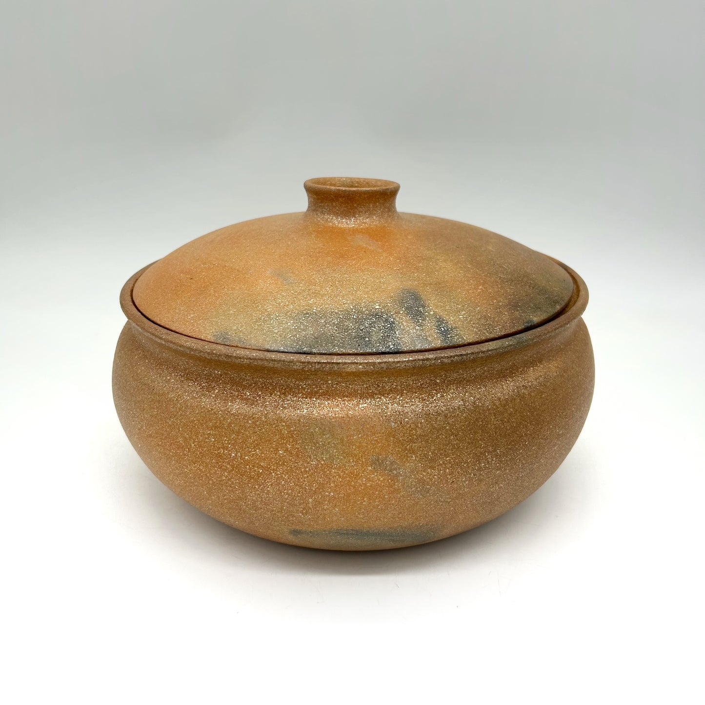 Rhonda Avidon ~ 4 1/2 Quart Mica Casserole style pot, 6 3/4" x 10 1/2" x 10 1/2"