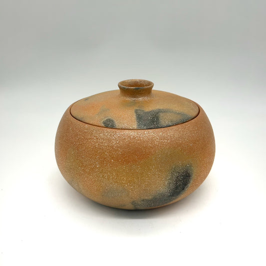 Rhonda Avidon ~ 3 Quart Mica Casserole style pot, 5 3/4" x 8 1/2" x 8 1/2"