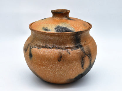 Rhonda Avidon ~ 4 1/4 Quart Mica Bean Pot, 9" x 9" x 8 1/4"