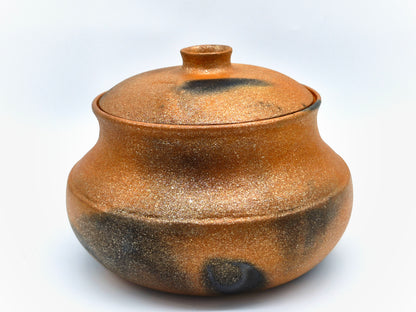 Rhonda Avidon ~ 4 1/2 Quart Mica Bean Pot, 10" x 10" x 7"