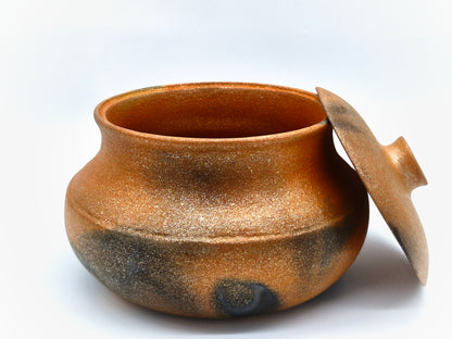 Rhonda Avidon ~ 4 1/2 Quart Mica Bean Pot, 10" x 10" x 7"