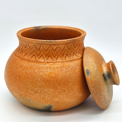 Rhonda Avidon ~ 4 Quart Traditional Bean Pot with Lid and Incised Design, 8 1/4" x 9 1/4" x 9 1/4"