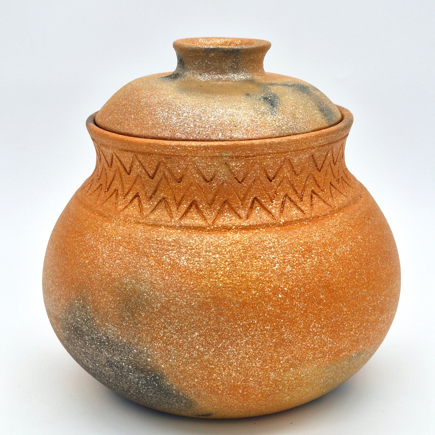 Rhonda Avidon ~ 4 Quart Traditional Bean Pot with Lid and Incised Design, 8 1/4" x 9 1/4" x 9 1/4"