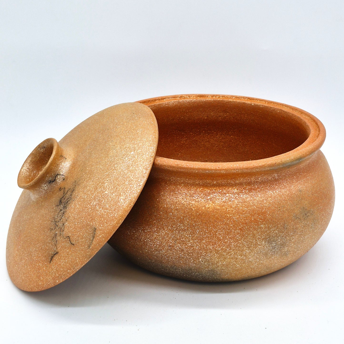 Rhonda Avidon ~ 4 Quart Casserole Style Pot with Lid, 6 3/4" x 9" x 9"