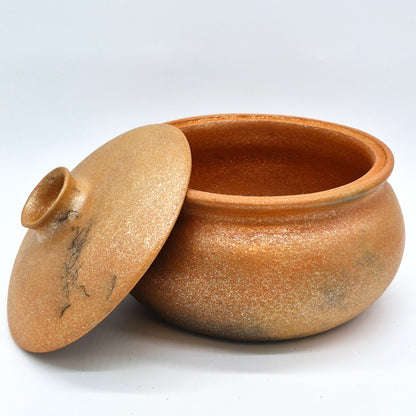 Rhonda Avidon ~ 4 Quart Casserole Style Pot with Lid, 6 3/4" x 9" x 9"