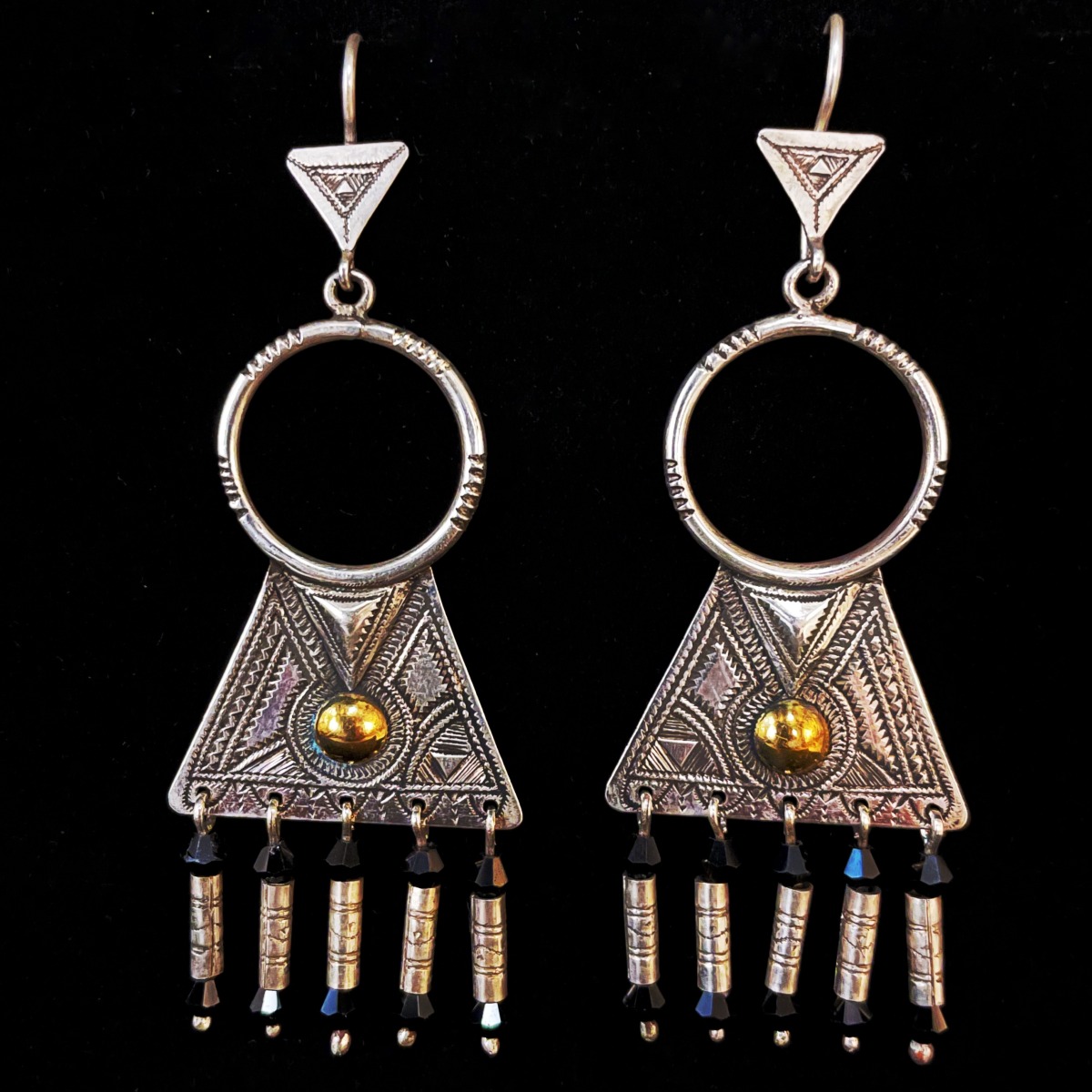 Grey Oxygen Antique Metal Design Golden Black Fashion Jhumka Earrings for  Women : Amazon.in: Fashion