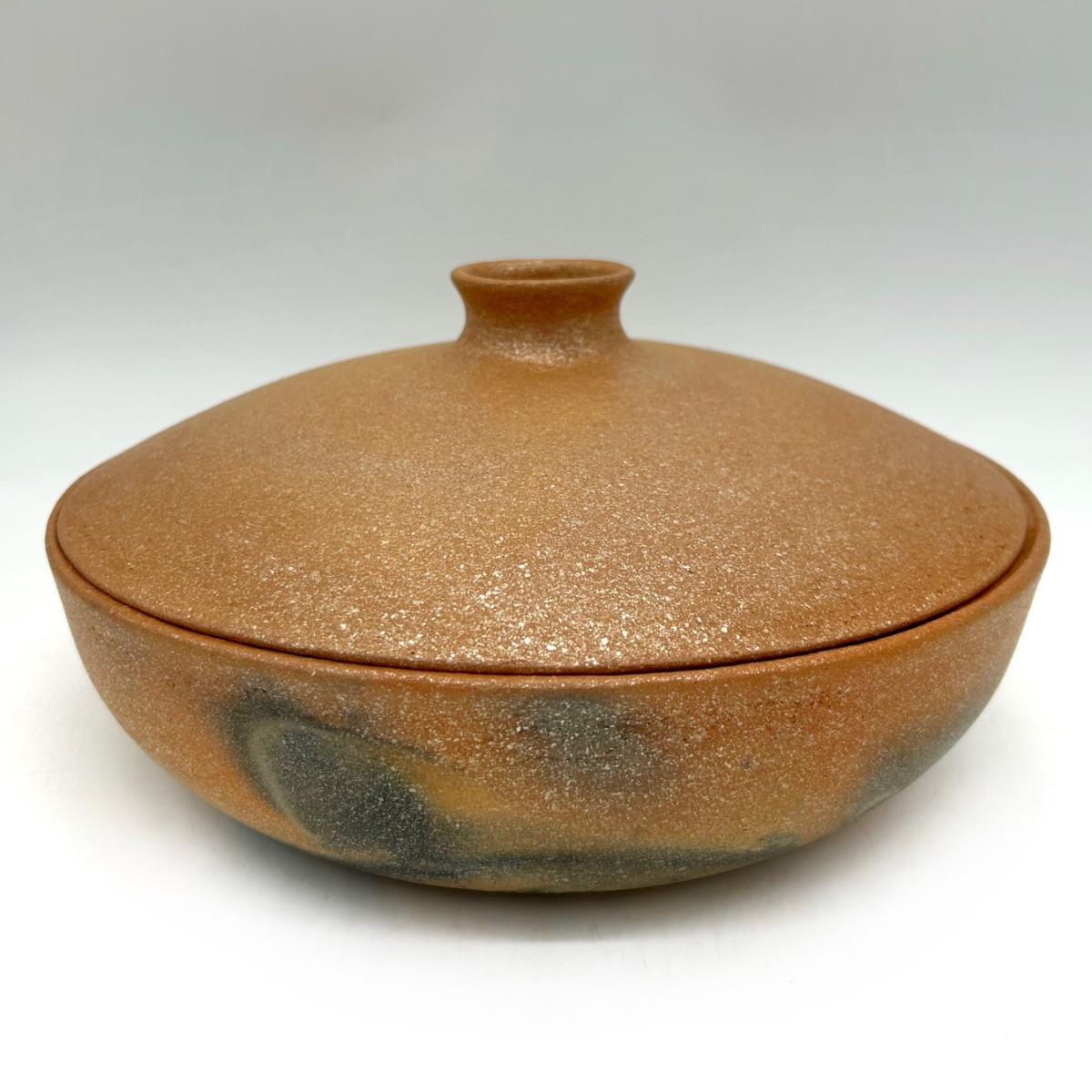 2 1/4 Quart Casserole style pot