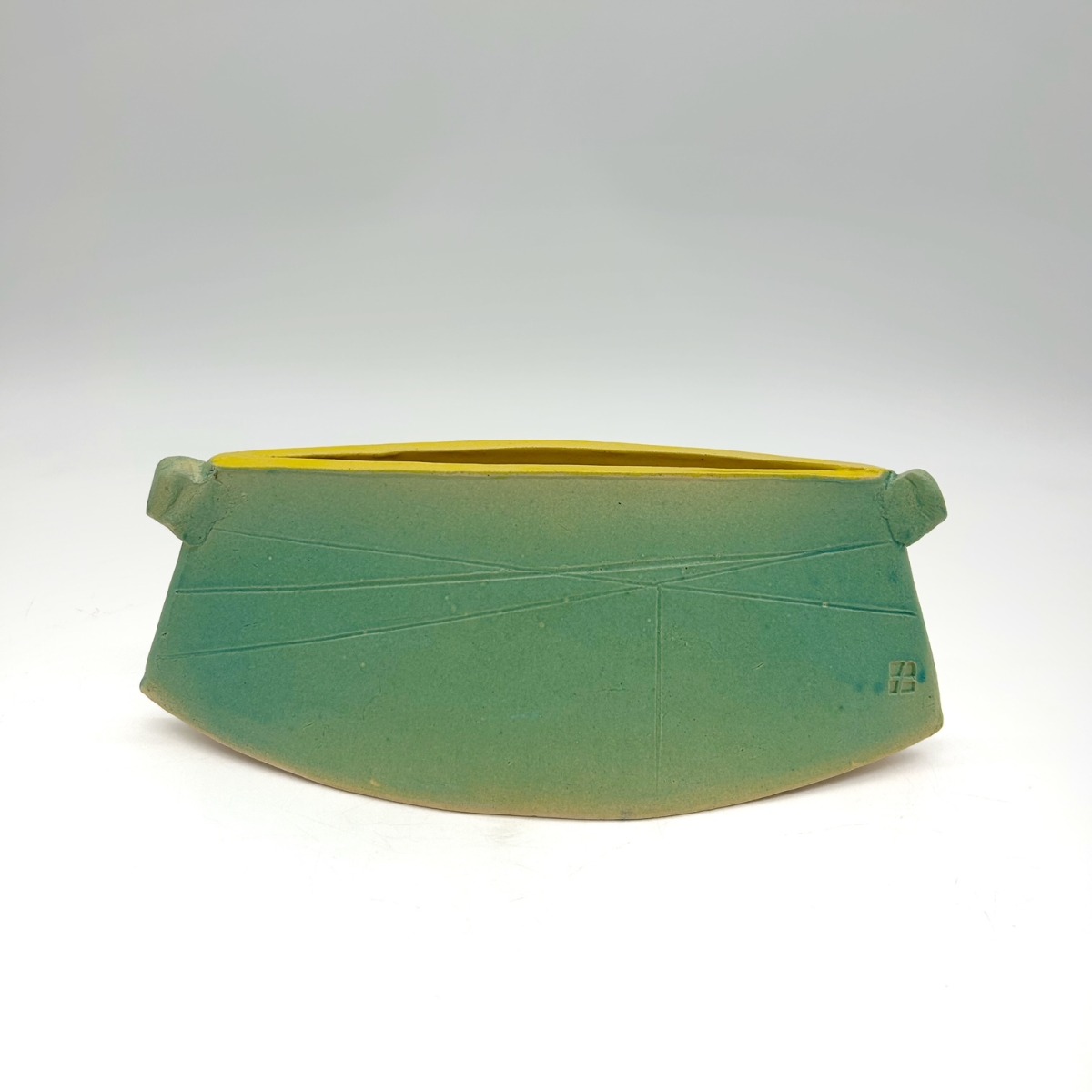 Envelope Vase, Medium