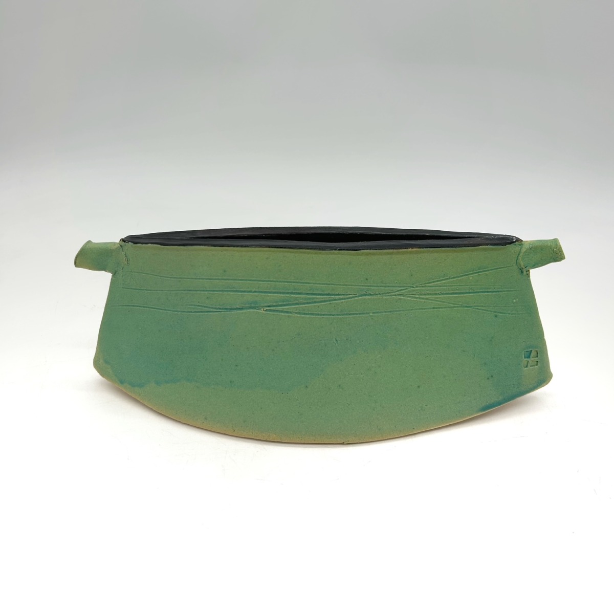 Envelope Vase, Medium