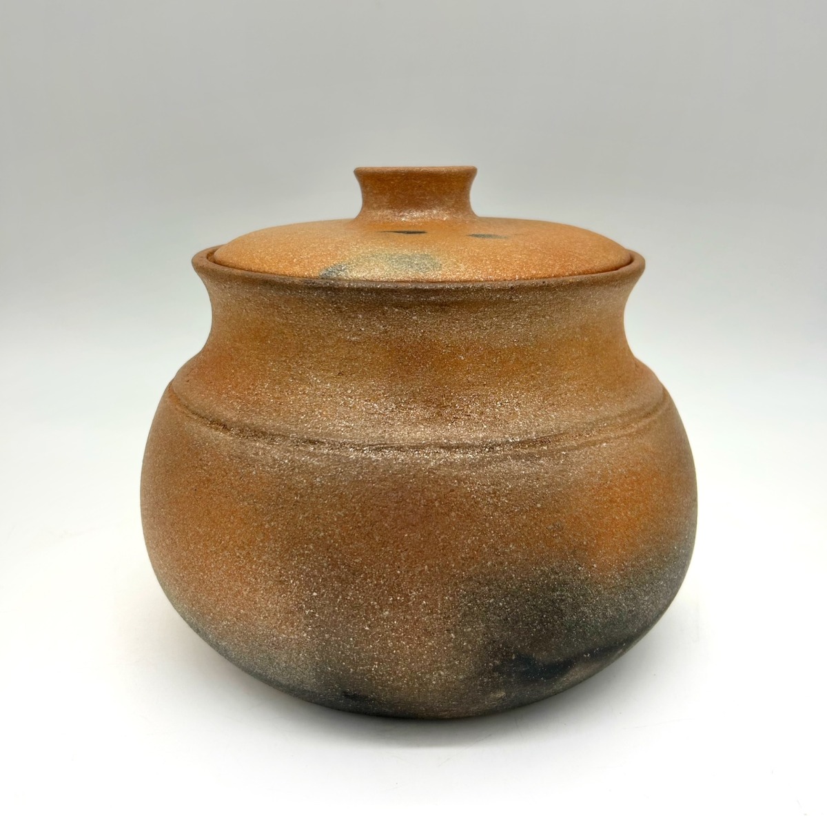 4 Quart Mica Tradional Bean Pot with lid