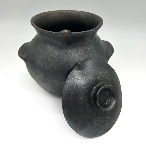 3 Quart Black Mica Bean pot