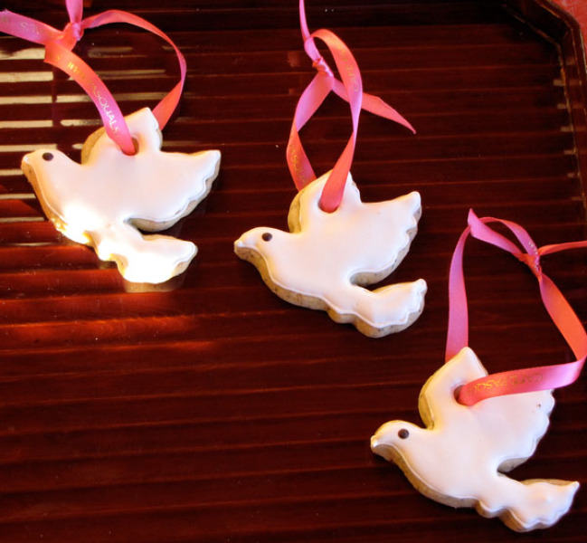 Dove Cookies