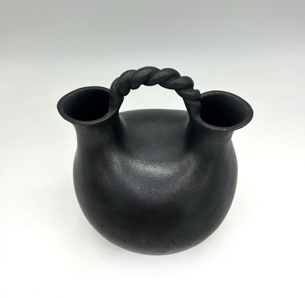 Black Mica Clay Wedding Vase